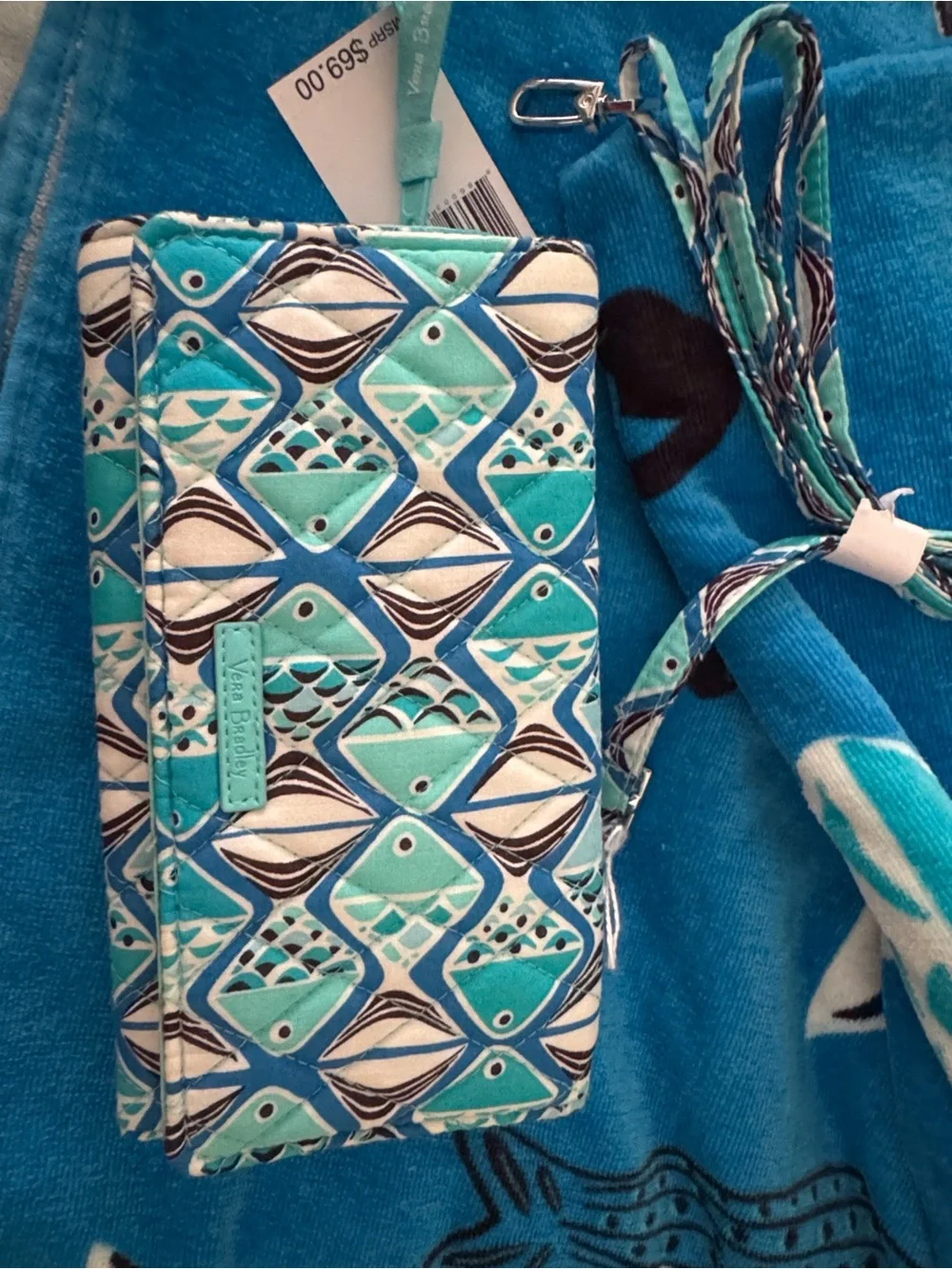 Vera Bradley Go Fish Blue wallet crossbody & matching beach towel - NWT - Picture 15 of 16